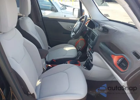 2015 Jeep Renegade Latitude z USA, uszkodzony, nr VIN ZACCJBBT0FPB61213